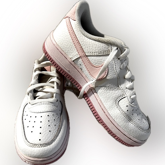 Nike Other - Girls Nike Air Force One pink/white